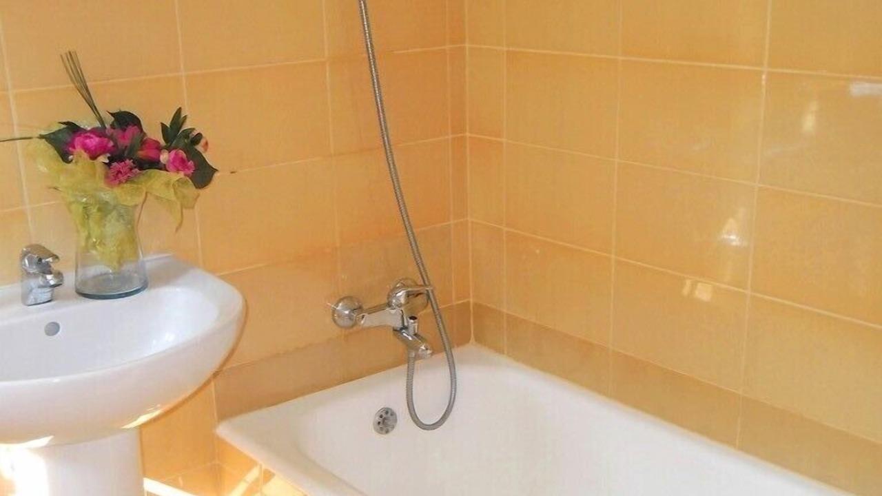 Photo of Bathroom in Opric