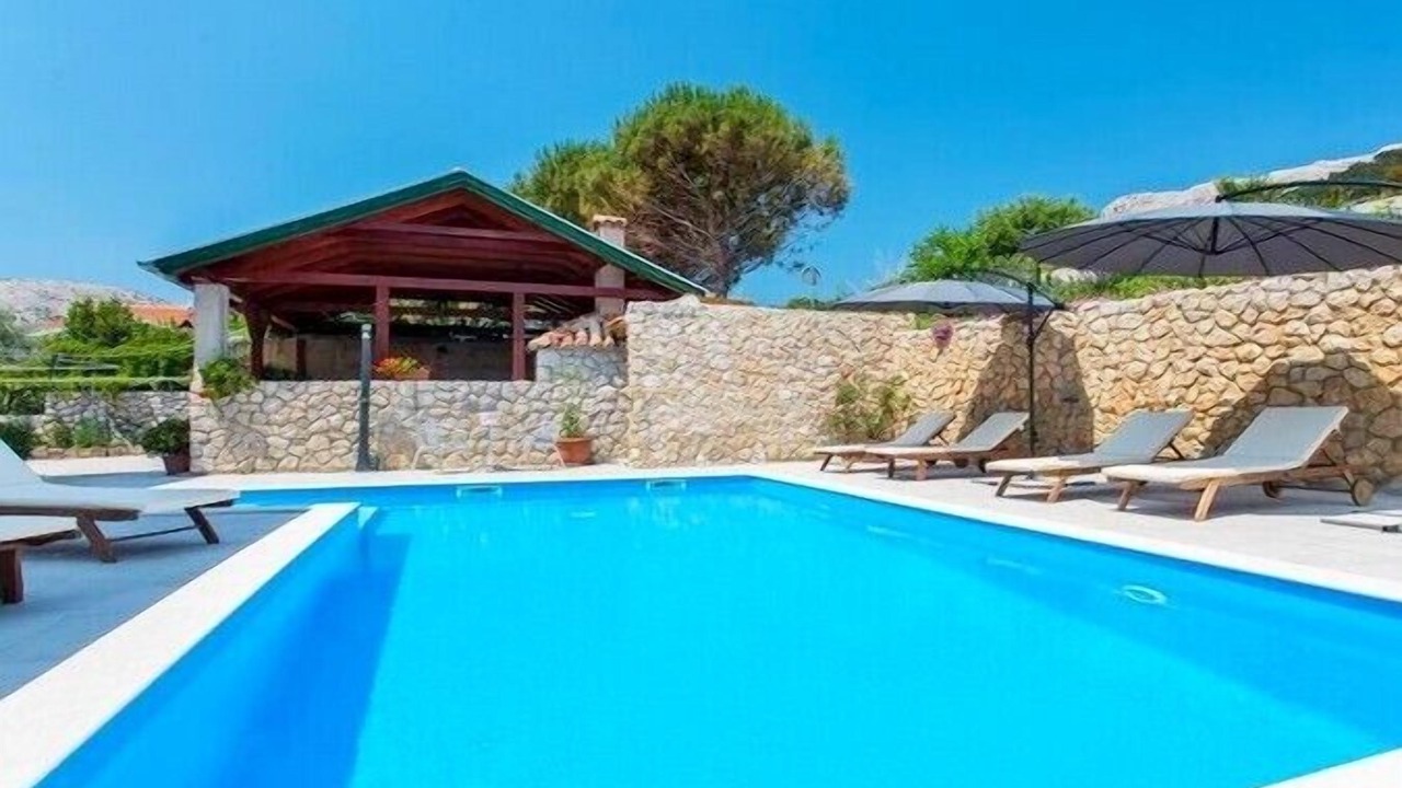 Photo of Outdoor in Baska