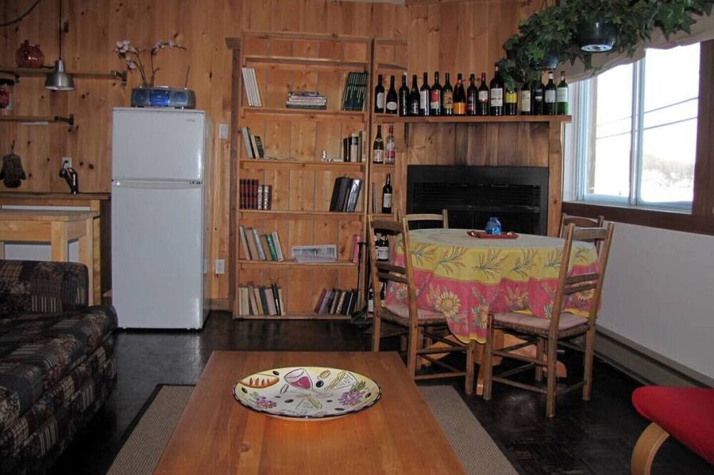 Photo of Livingroom in Eastman