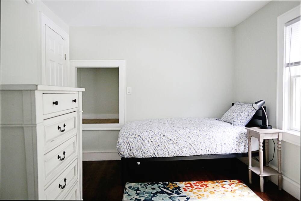 Photo of Bedroom in Poughkeepsie