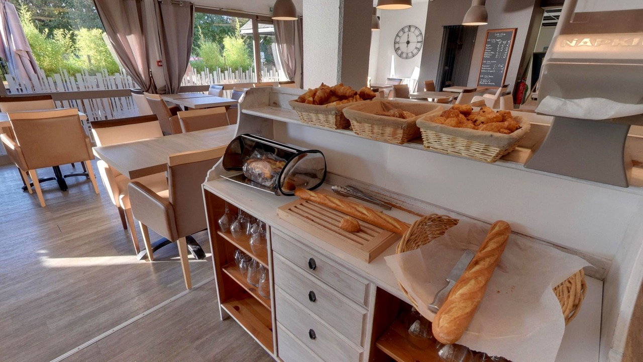 Photo of Others in Beaucouze