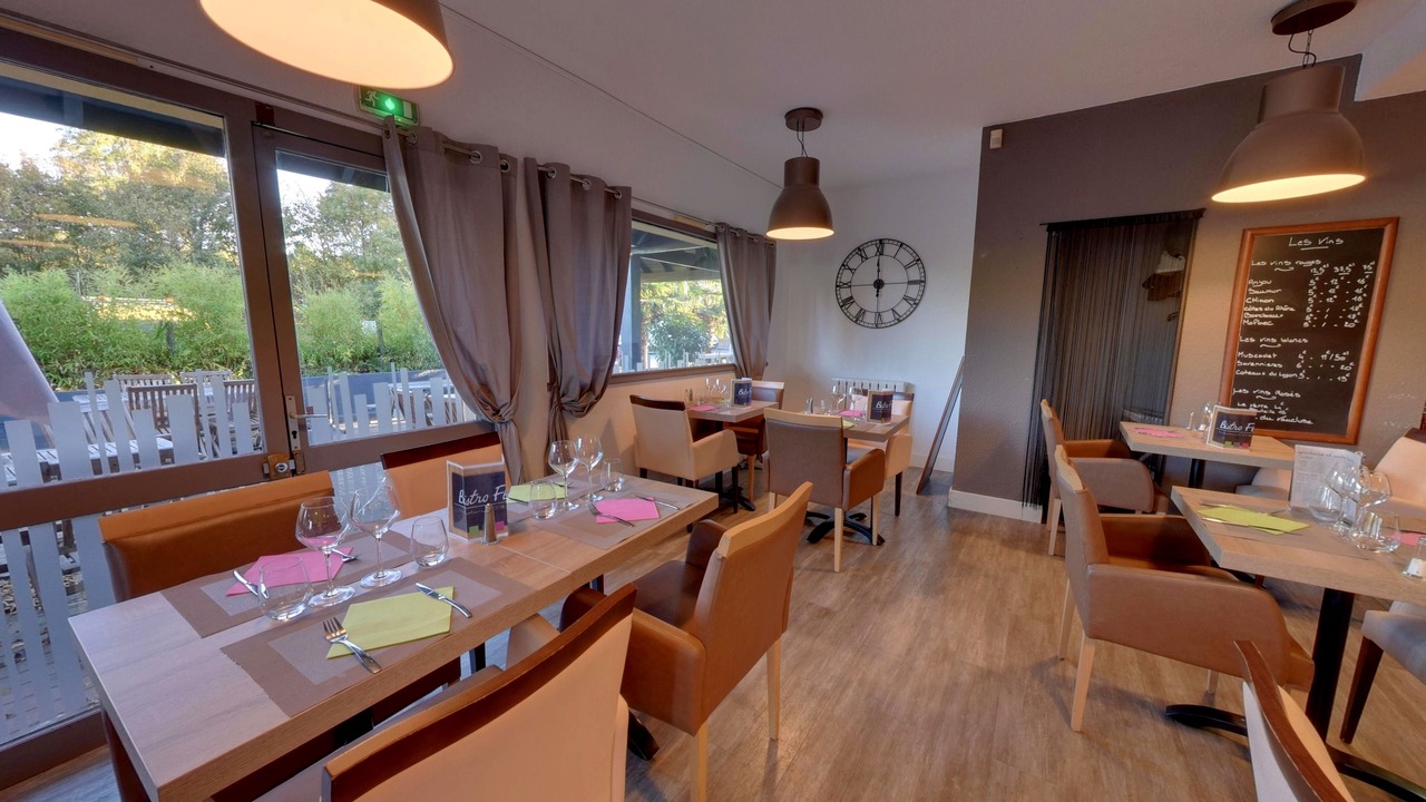 Photo of Others in Beaucouze