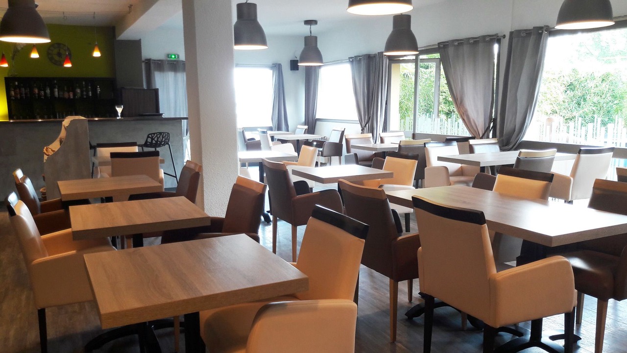 Photo of Others in Beaucouze