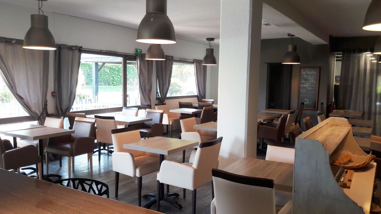 Photo of Others in Beaucouze