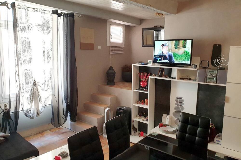 Photo of Livingroom in Saint-Laurent-le-Minier