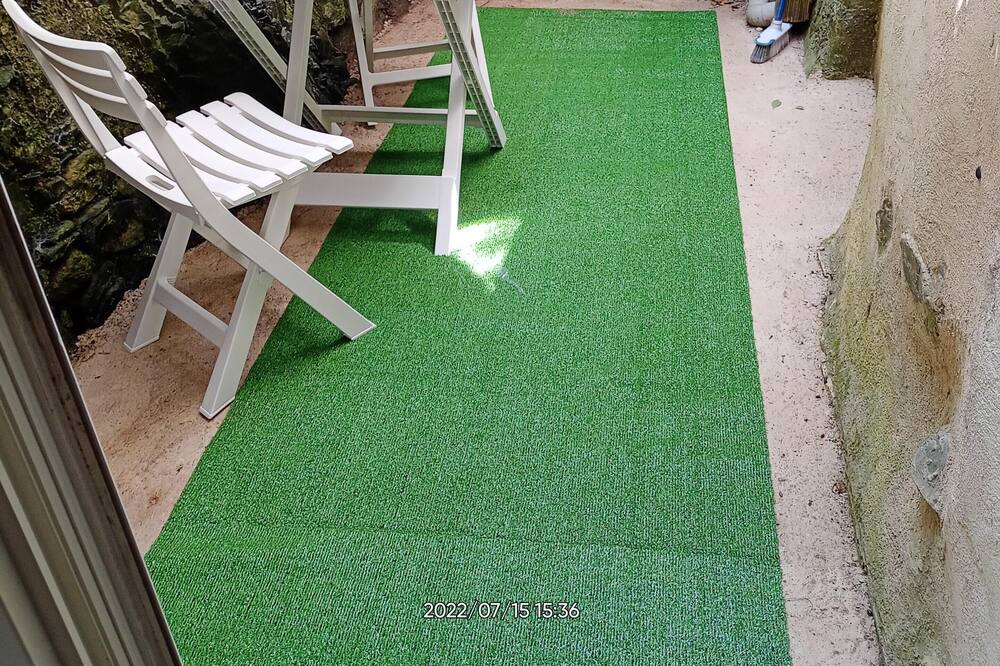 Photo of Patio Balcony in Saint-Laurent-le-Minier