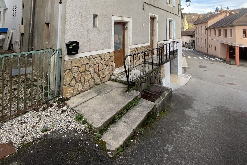 Photo of Outdoor in Saint-Geoire-en-Valdaine