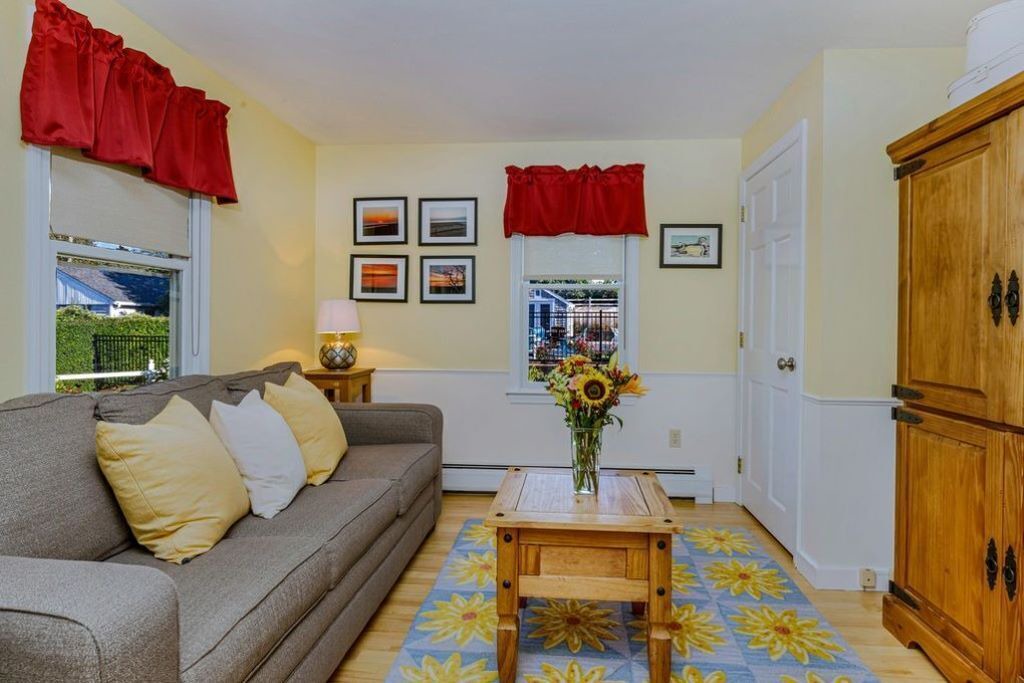 Photo of Livingroom in Provincetown