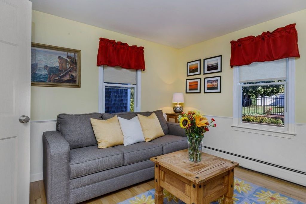 Photo of Livingroom in Provincetown
