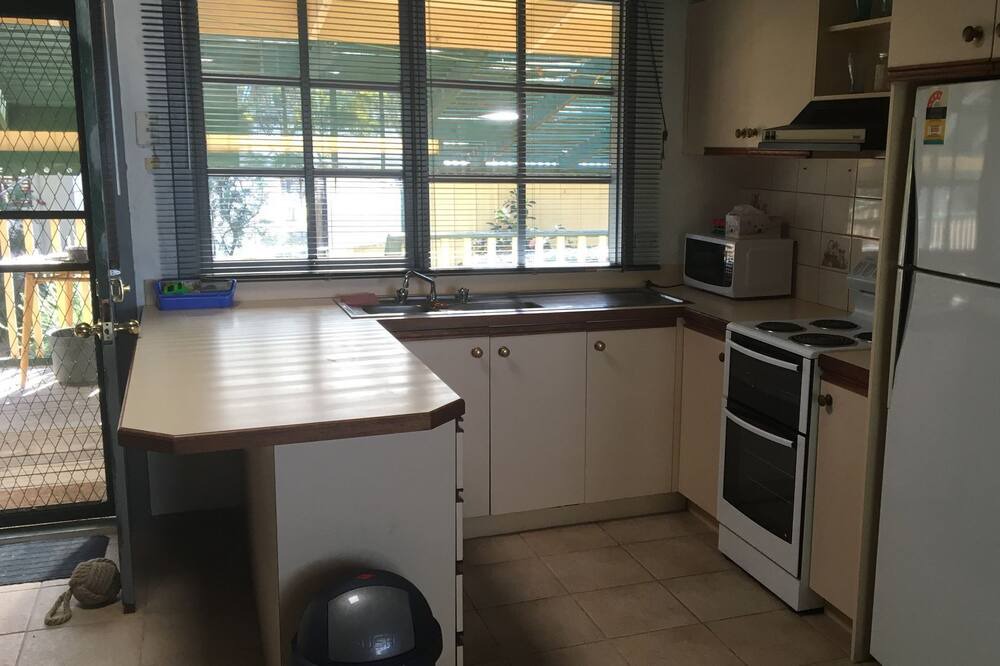 Photo of Kitchen in Coongulla
