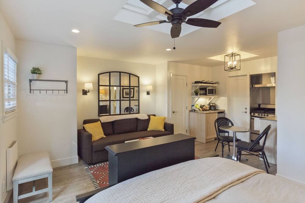 Photo of Bathroom in Del Mar Heights