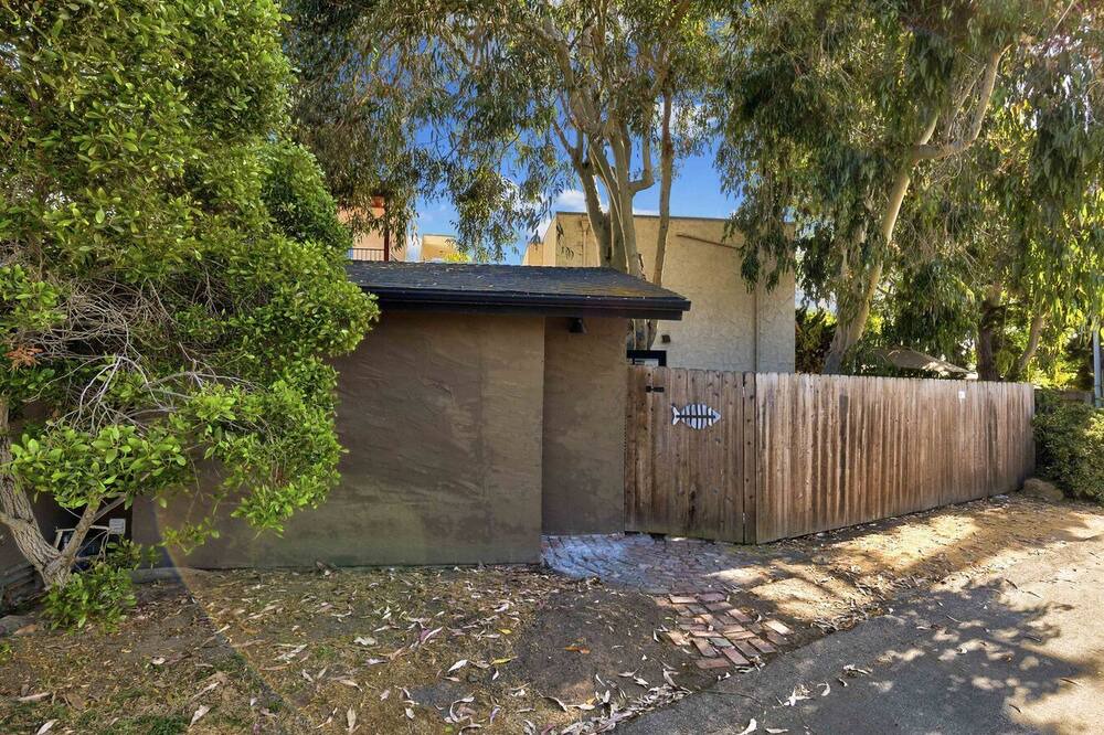 Photo of Others in Del Mar Heights