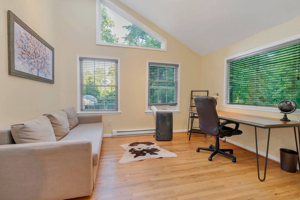 Photo of Bedroom in Linden