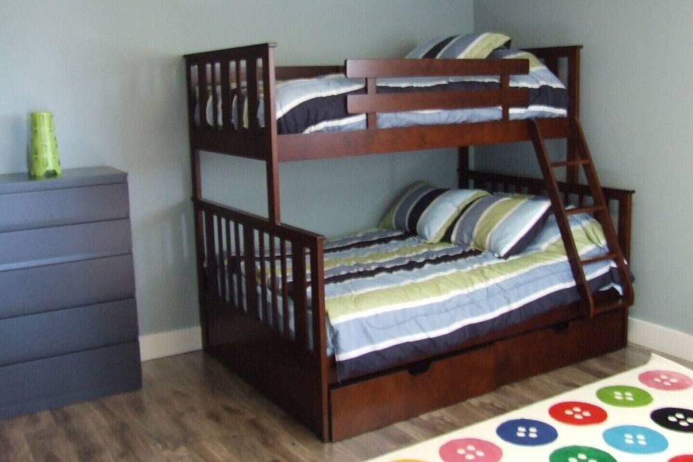 Photo of Bedroom in West Covehead