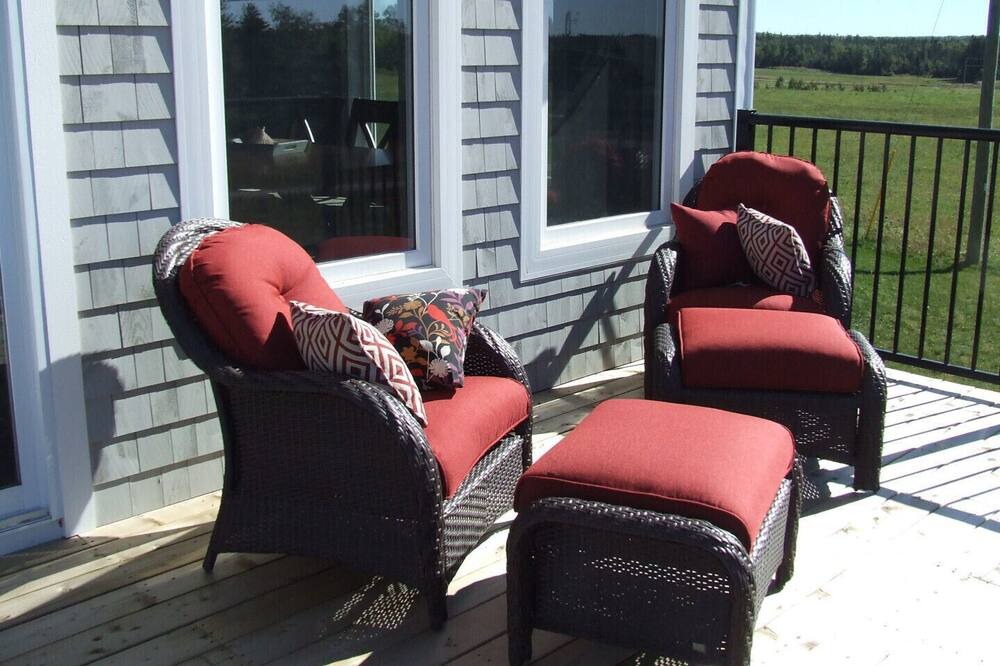 Photo of Patio Balcony in West Covehead