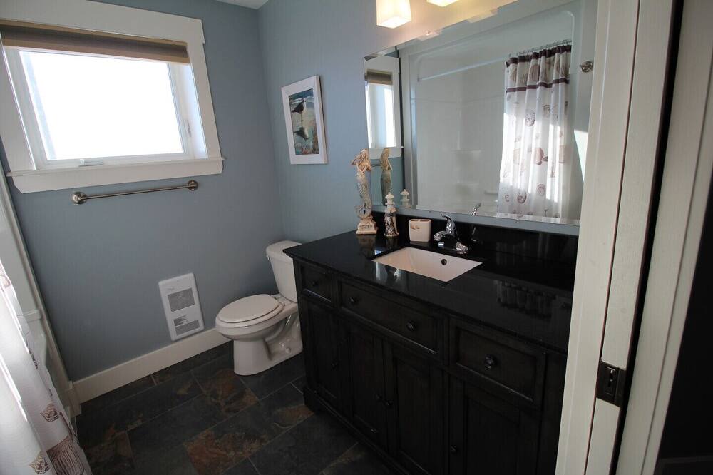 Photo of Bathroom in West Covehead