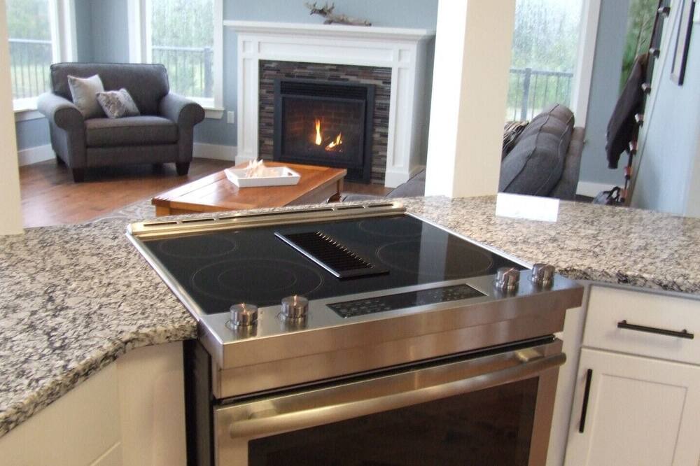 Photo of Kitchen in West Covehead