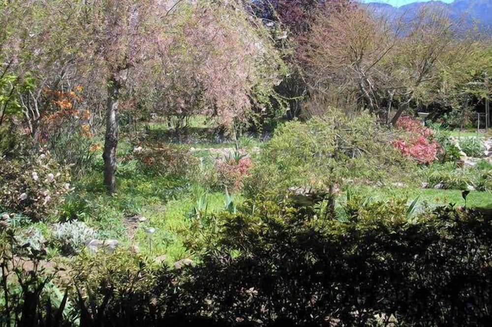 Photo of Outdoor in Buckland