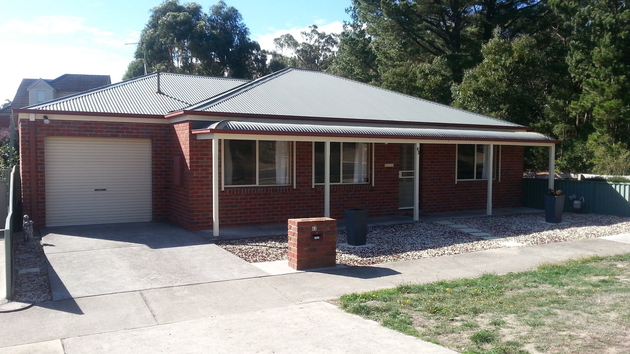 Photo of Buildings in Mount Clear