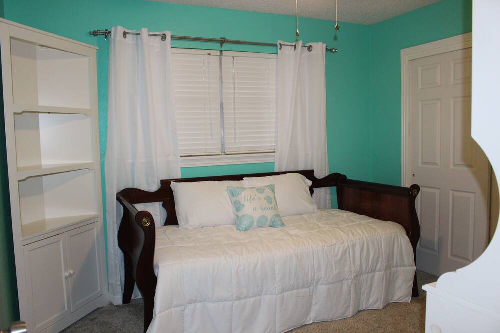 Photo of Bedroom in Odessa