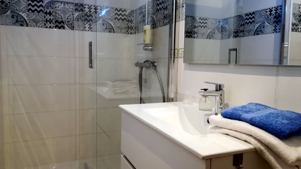 Photo of Bathroom in Monceaux-sur-Dordogne