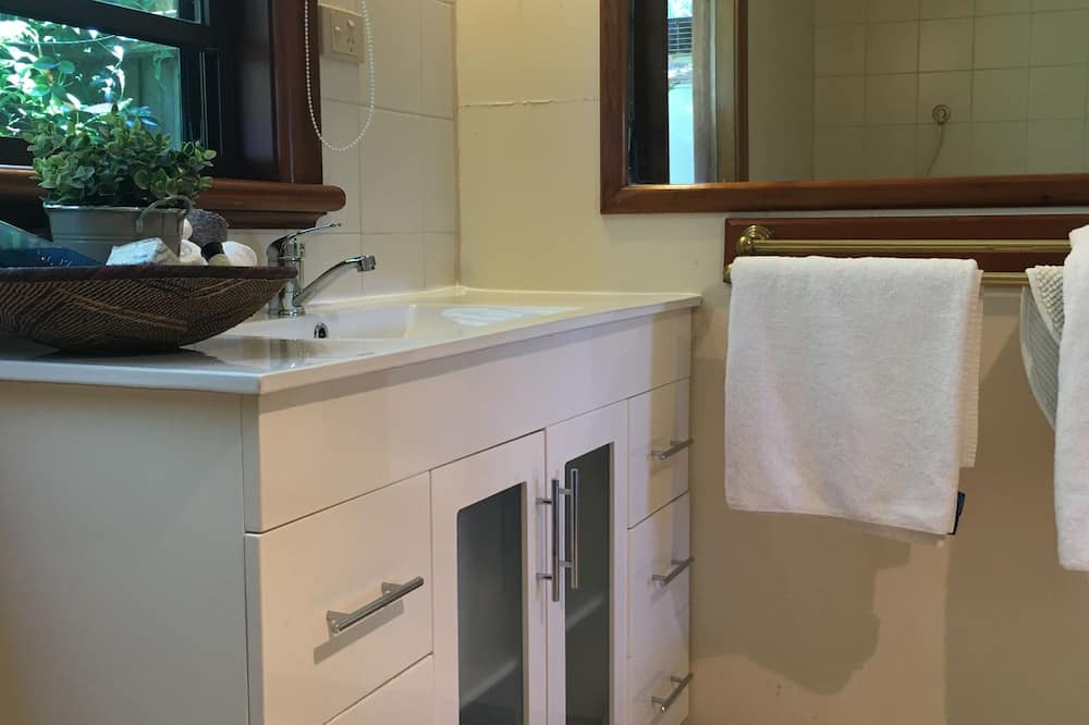 Photo of Bathroom in Marengo