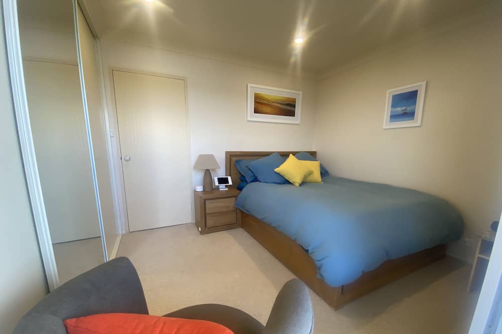 Photo of Bedroom in Narrabeen