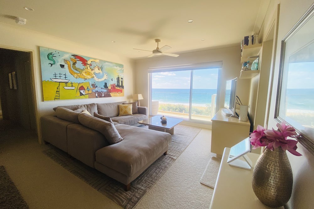 Photo of Livingroom in Narrabeen