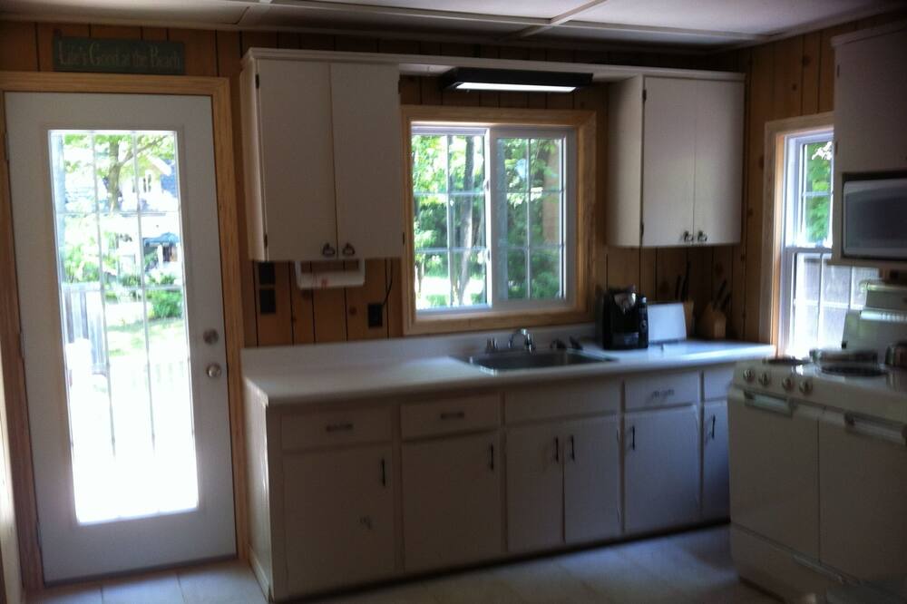 Photo of Kitchen in Saugeen Shores