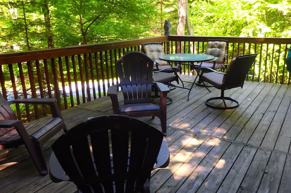 Photo of Patio Balcony in Treasure Lake