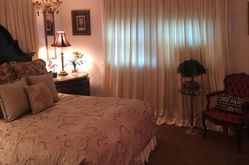Photo of Bedroom in Chelsea