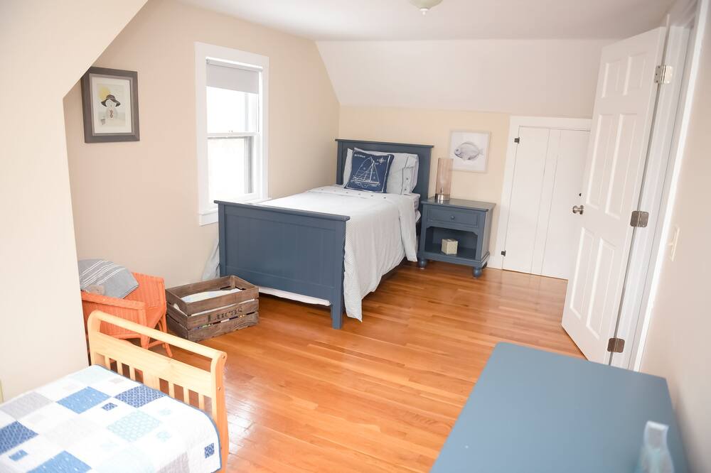 Photo of Bedroom in West Brewster