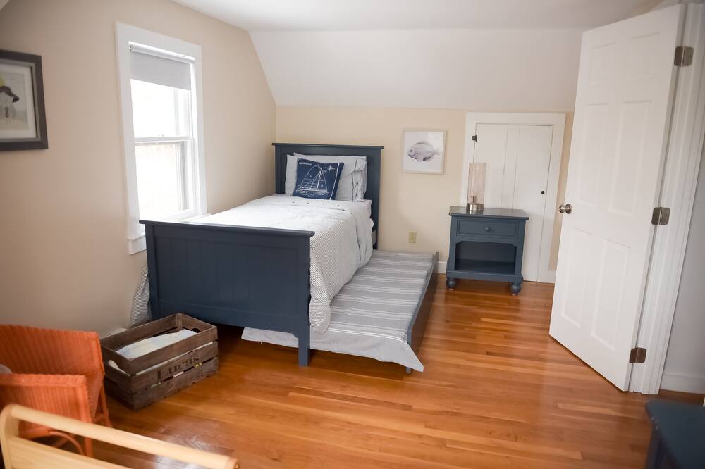 Photo of Bedroom in West Brewster