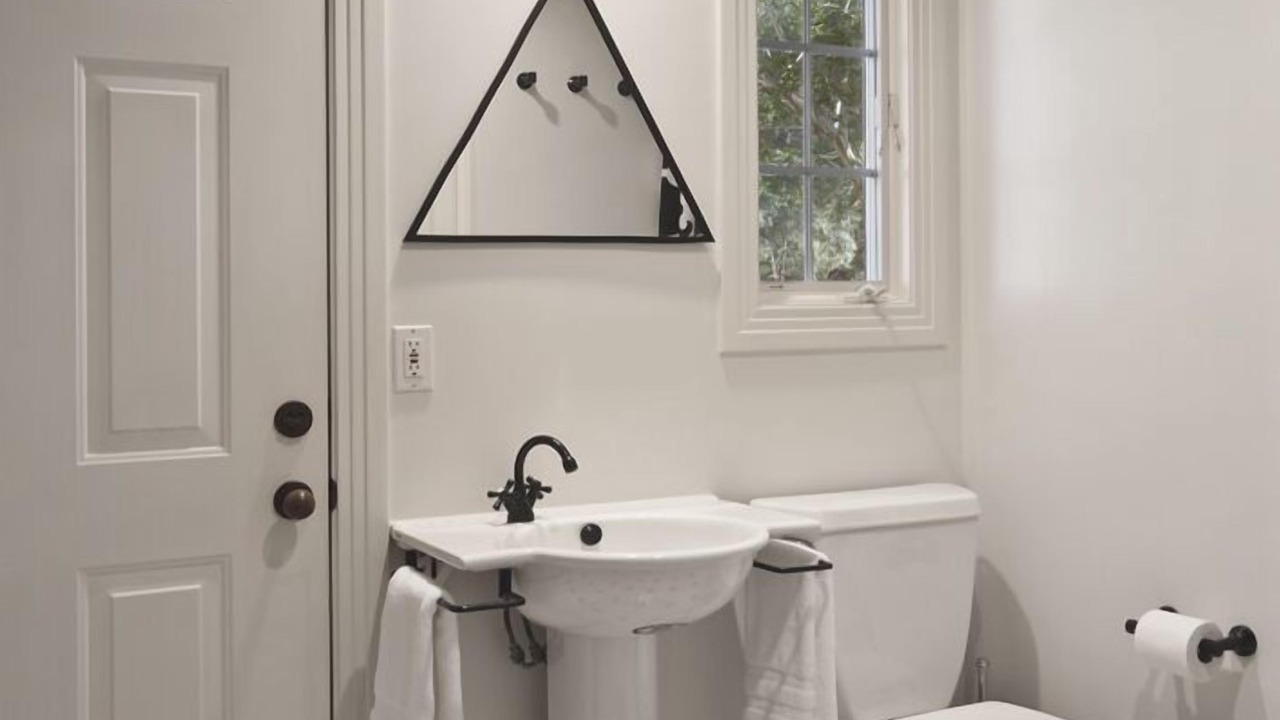 Photo of Bathroom in Wood Island