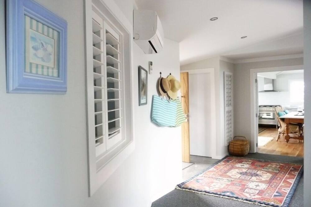 Photo of Others in Oneroa