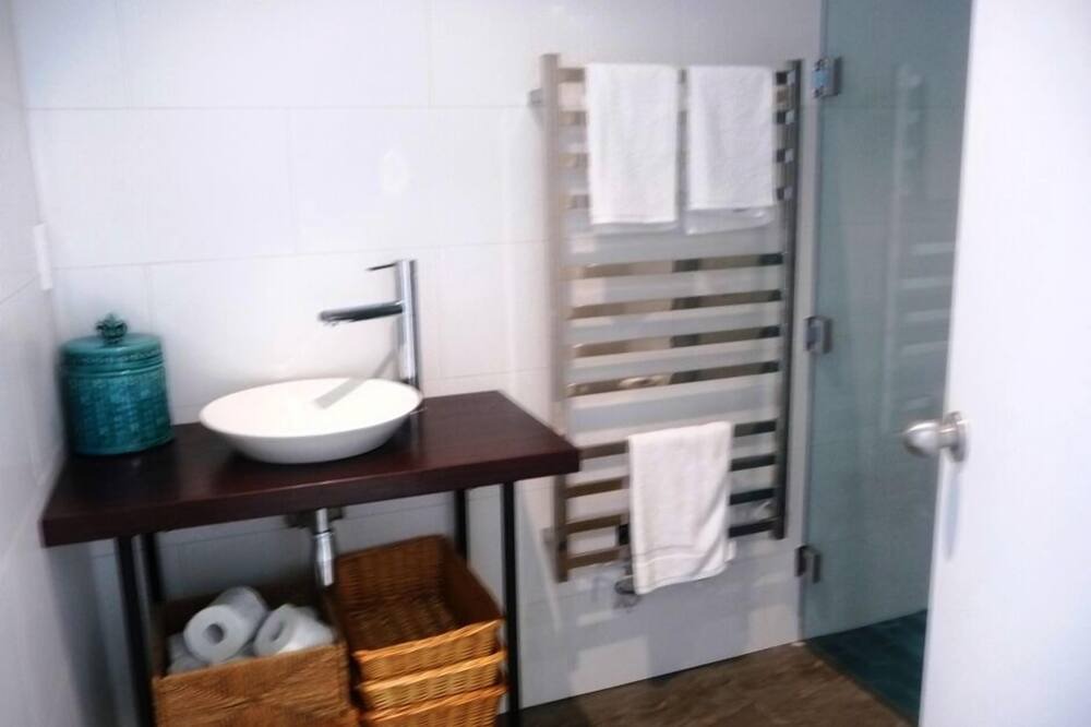 Photo of Bathroom in Oneroa