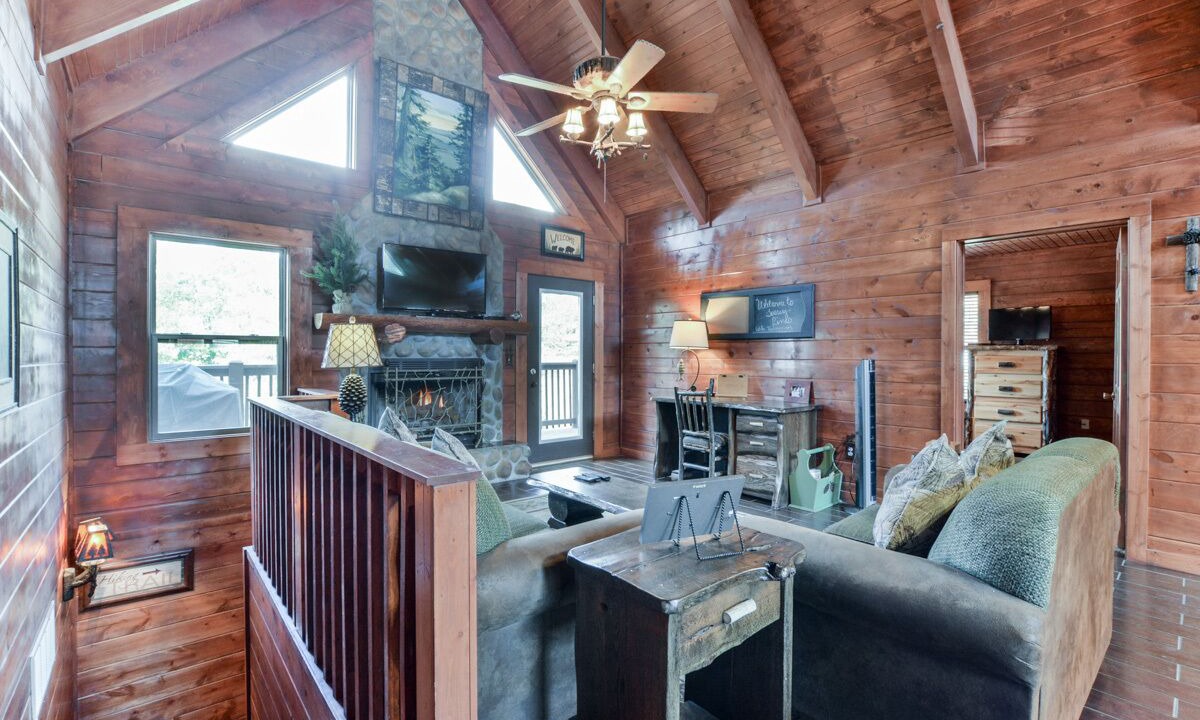 Photo of Kitchen in Branson Cedars