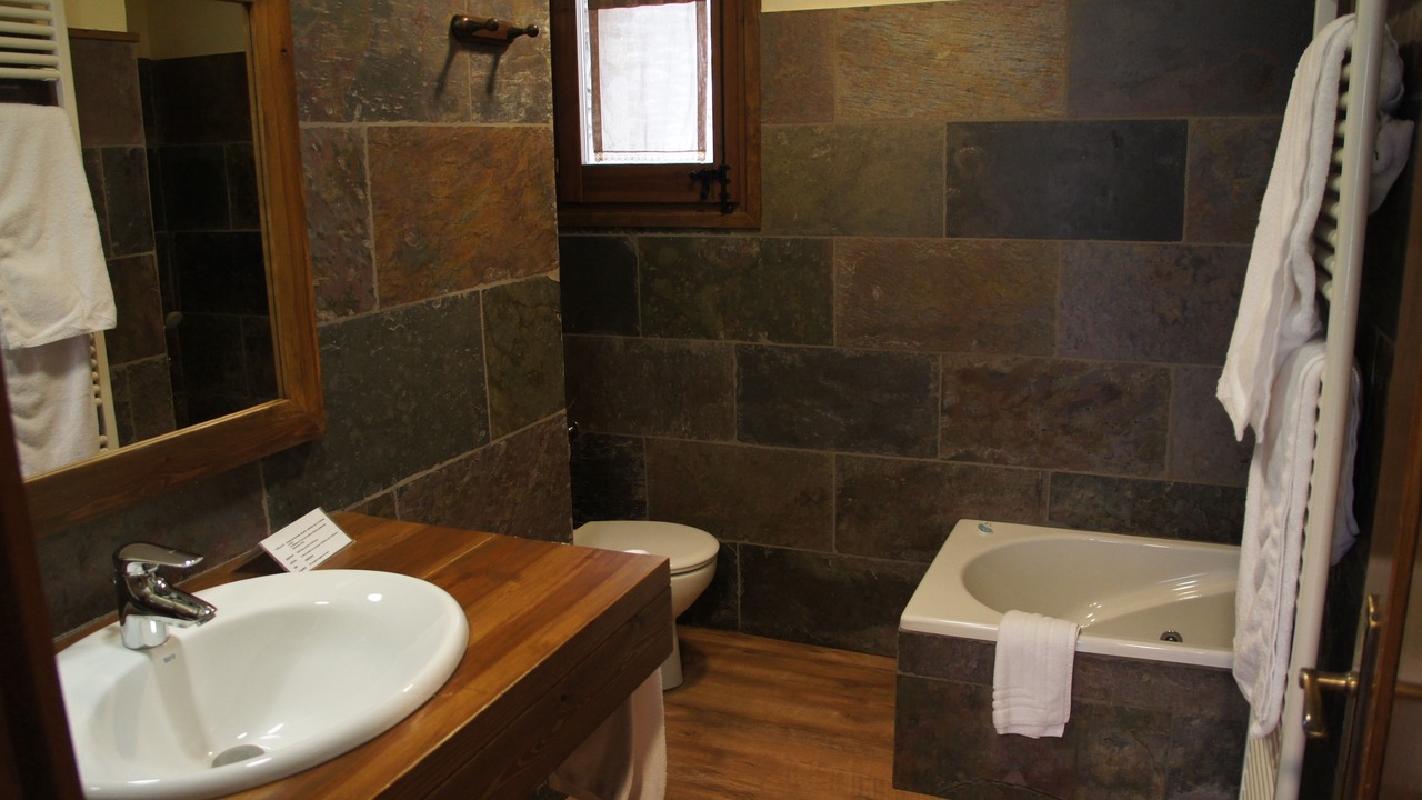 Photo of Bathroom in Age