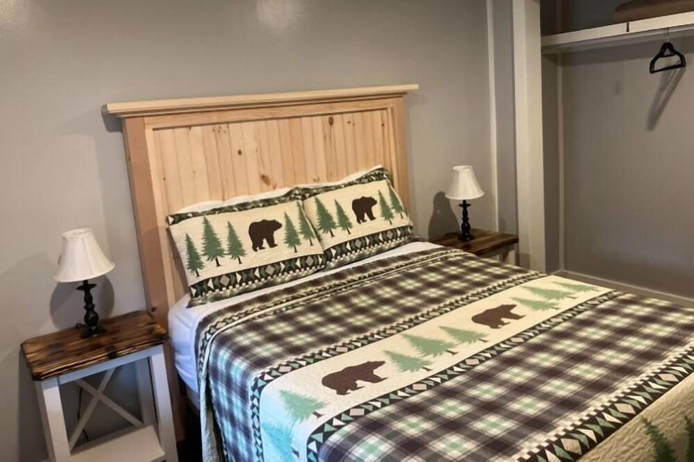 Photo of Bedroom in Lake Luzerne-Hadley