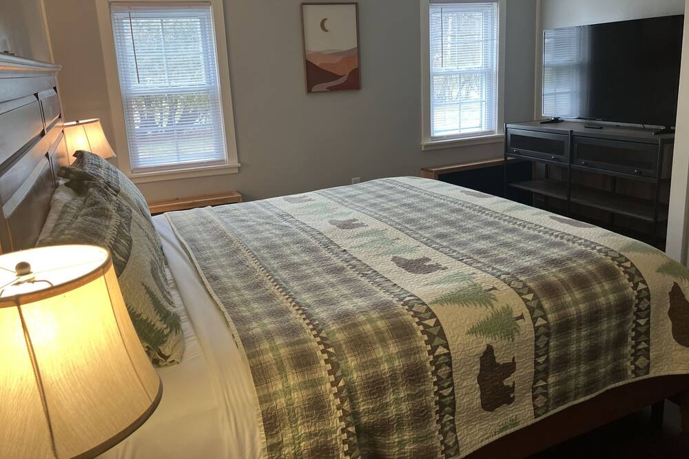 Photo of Bedroom in Lake Luzerne-Hadley