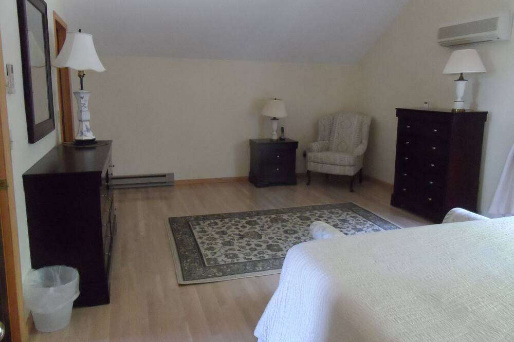 Photo of Others in Hadley