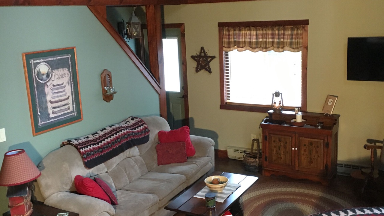 Photo of Livingroom in Jim Thorpe