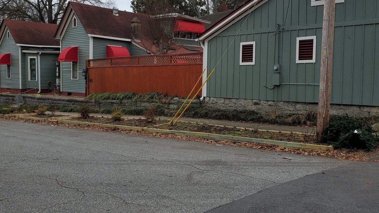 Photo of Outdoor in East of Broadway