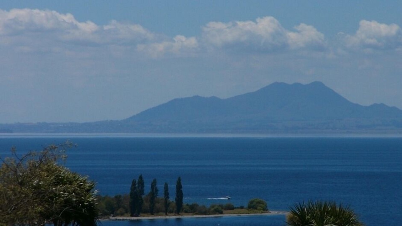 Photo of Others in Omori