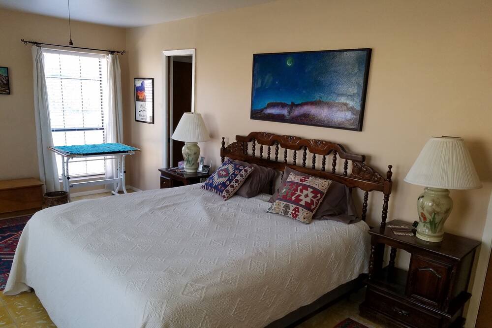 Photo of Bedroom in Lajitas