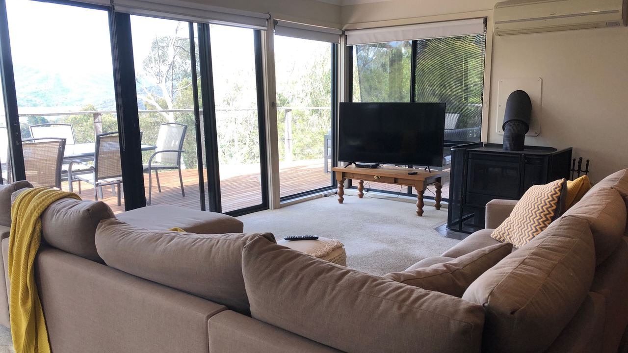 Photo of Livingroom in Mountain Bay