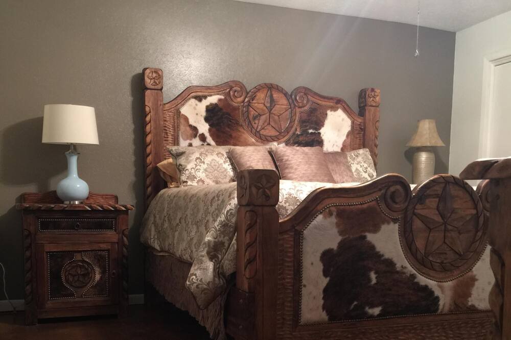 Photo of Bedroom in Shirewood