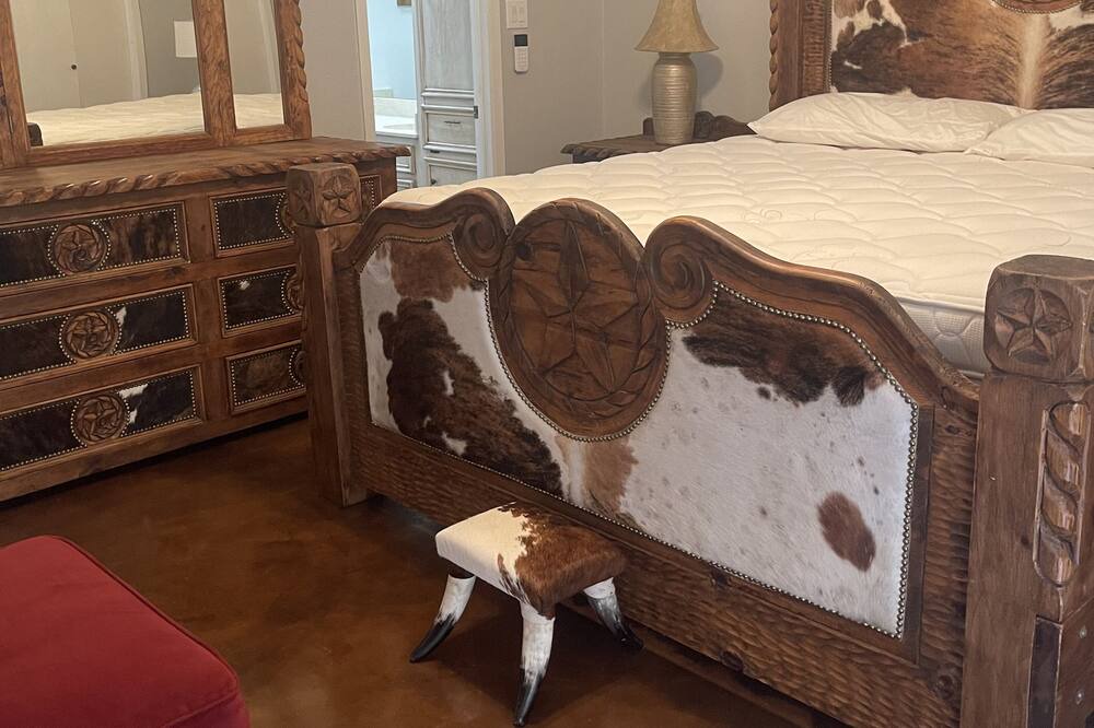 Photo of Bedroom in Shirewood