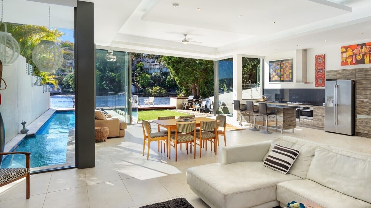 Photo of Livingroom in Newport