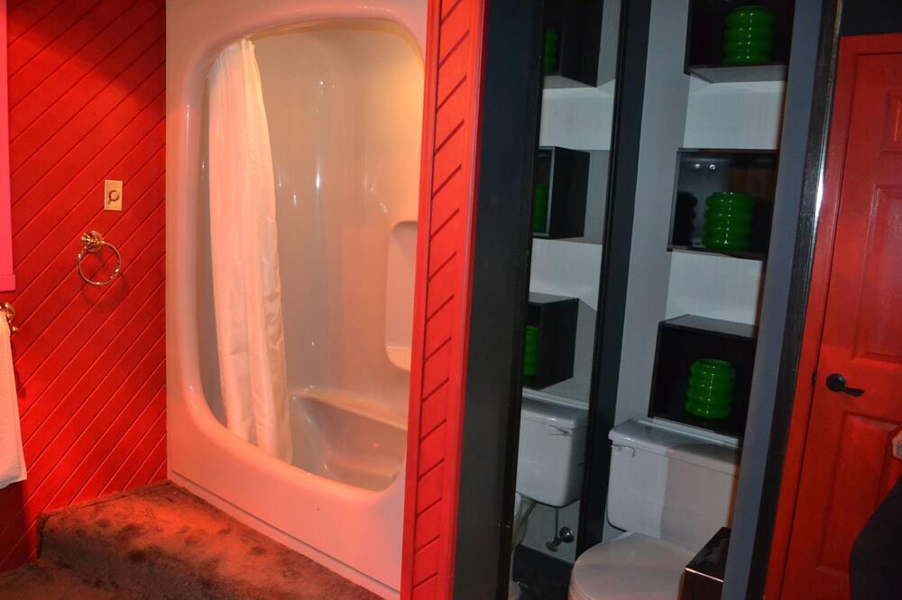 Photo of Bathroom in Saint-Sauveur